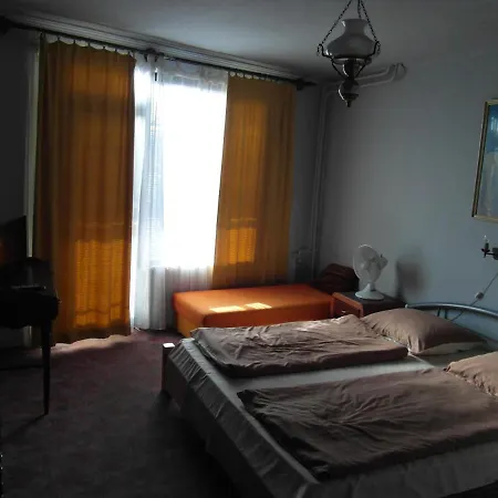 Dudas Vendeghaz Guest house *
